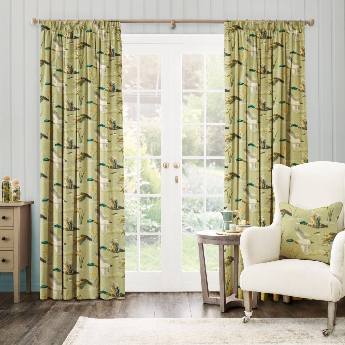 Mallards in Flight Pencil Pleat Curtains Green – image 2