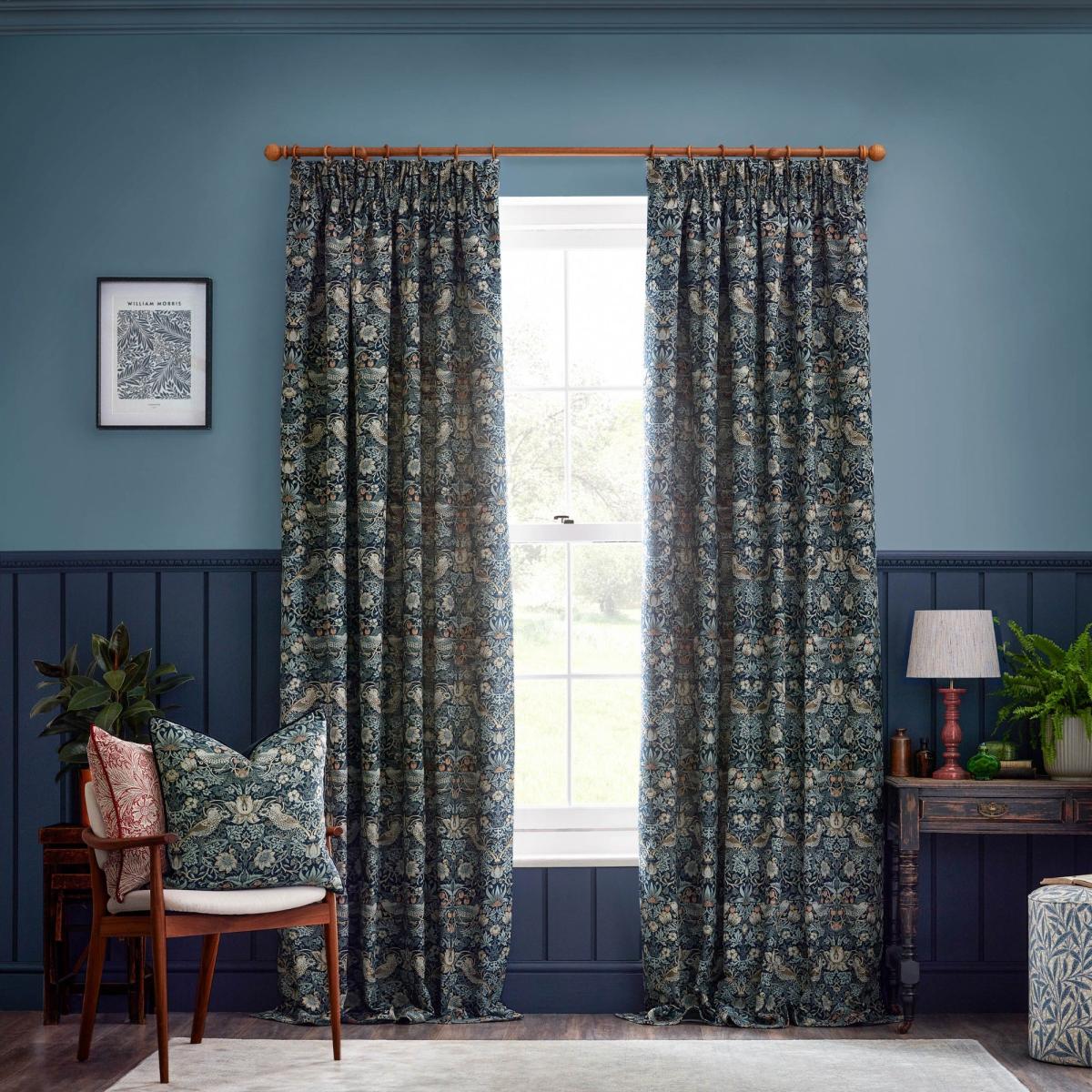 Morris & Co. Strawberry Thief Jacquard Pencil Pleat Curtains – image 2