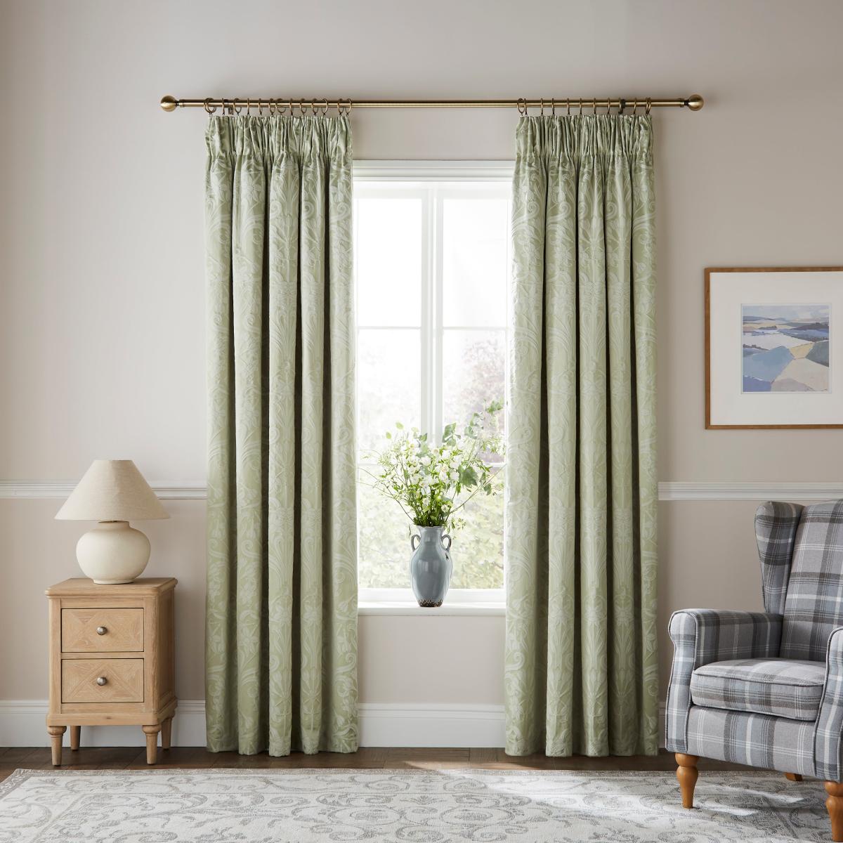 Dorma Fuchsia Bells Pencil Pleat Blackout Curtains – image 2