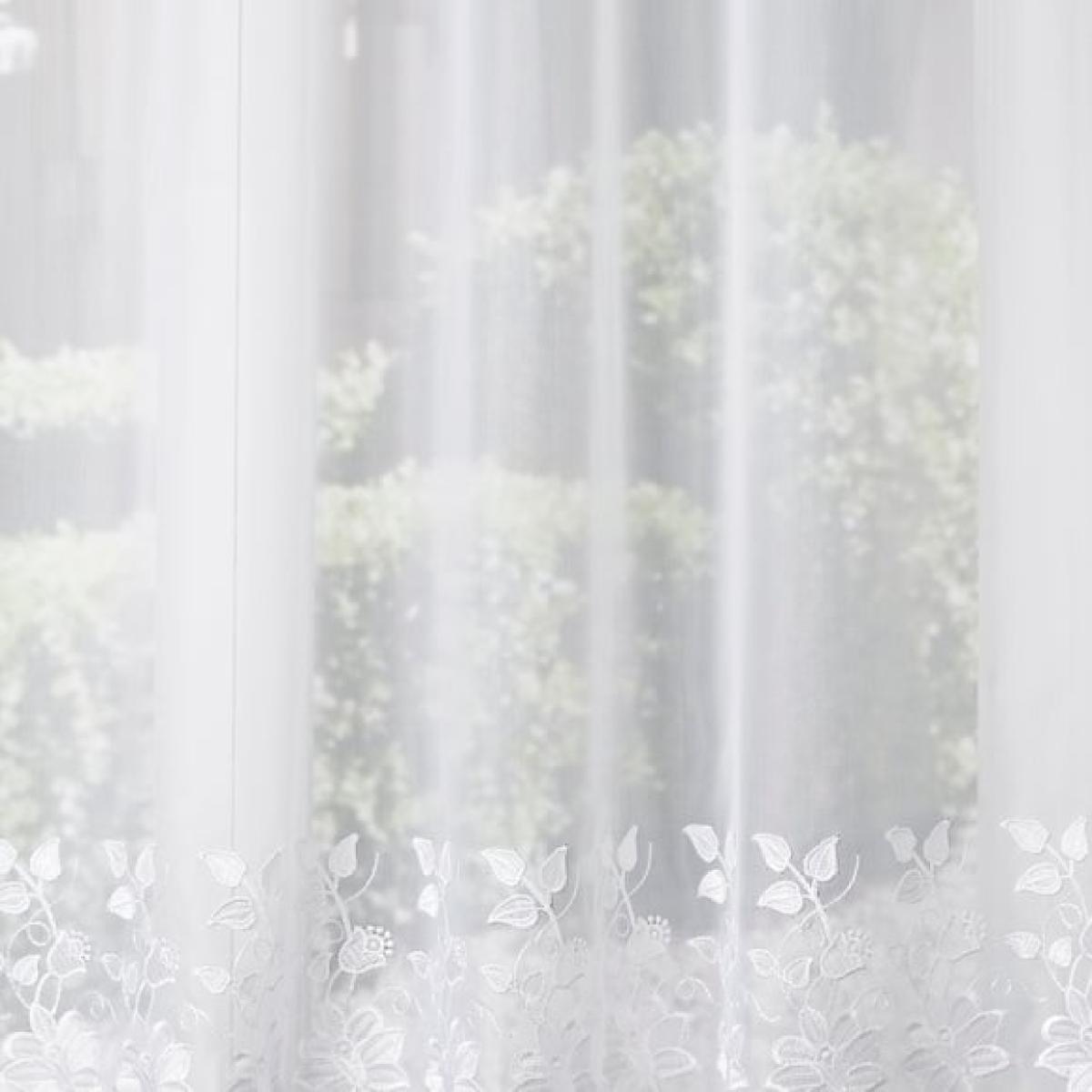 Amy Made to Measure Voile Curtains – image 3