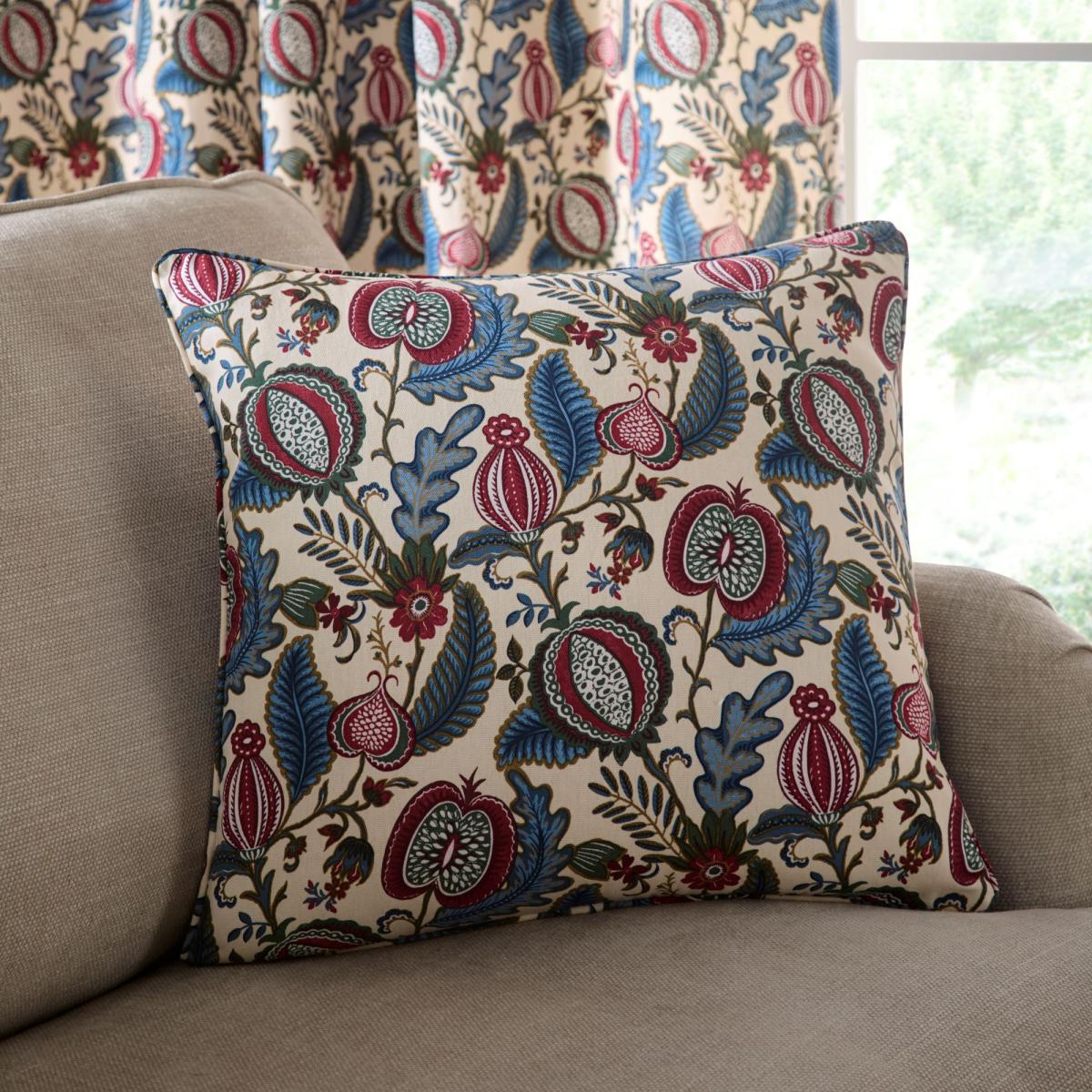 Forest Fruits Pencil Pleat Curtains Natural – image 4