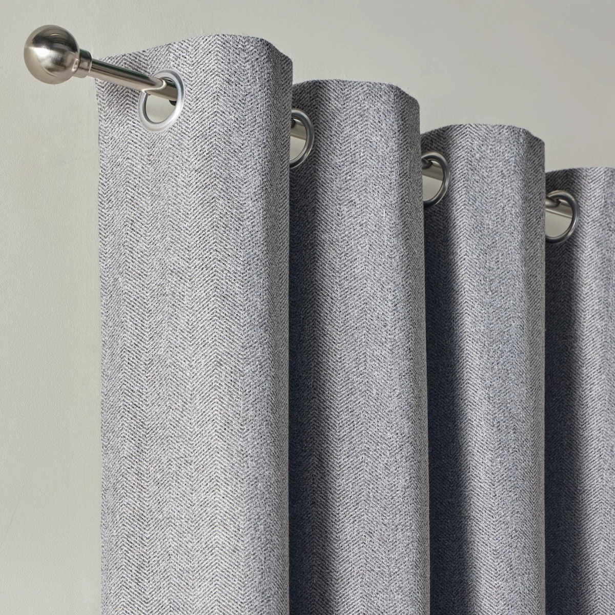 Habitat Textured Blackout Herringbone Eyelet Curtain - Dark Grey - 168x229cm – image 4