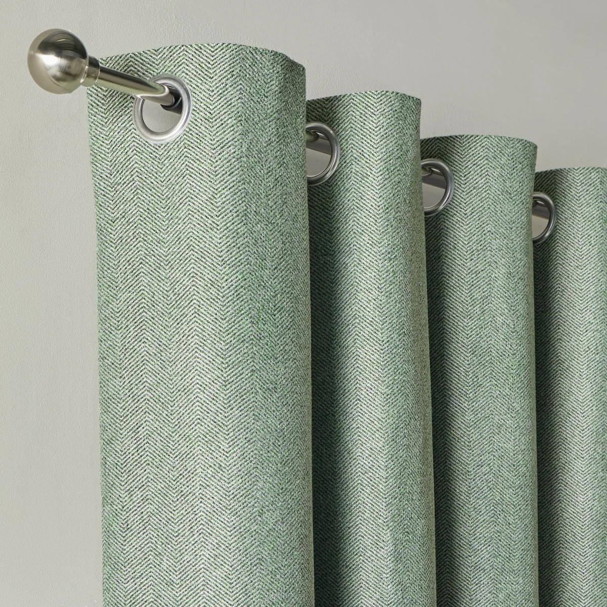 Habitat Textured Blackout Herringbone Eyelet Curtain - Green - 168x229cm – image 4