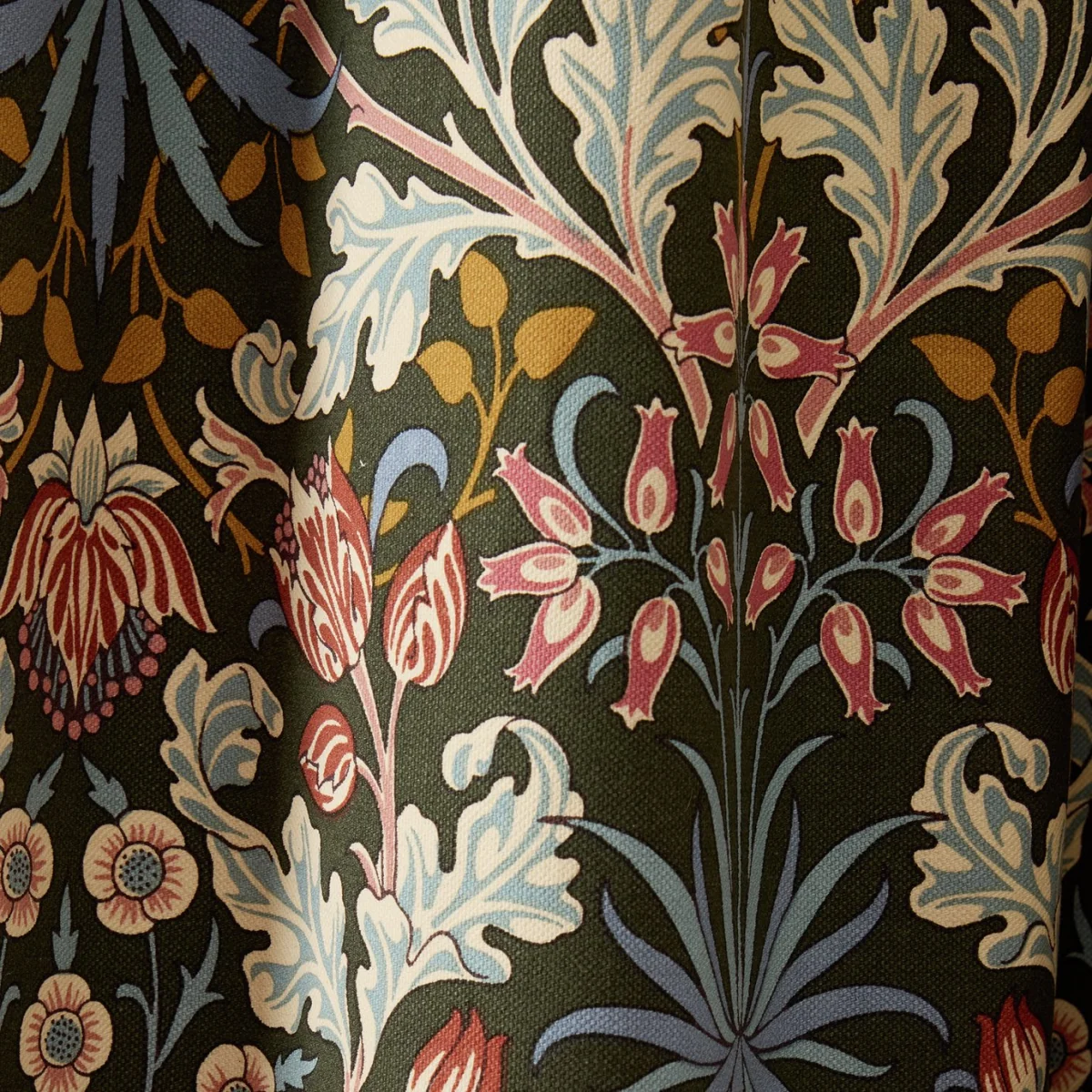 Habitat x Morris & Co. Hyacinth Ruffle Pencil Pleat Curtain - 168x183cm – image 7