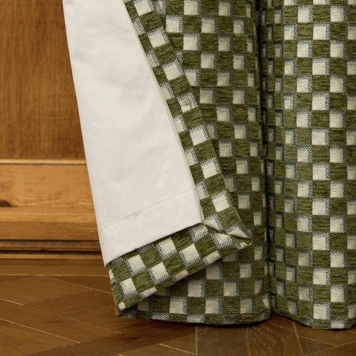 Habitat Checkered Blackout Eyelet Curtain - Green - 168x229cm – image 5
