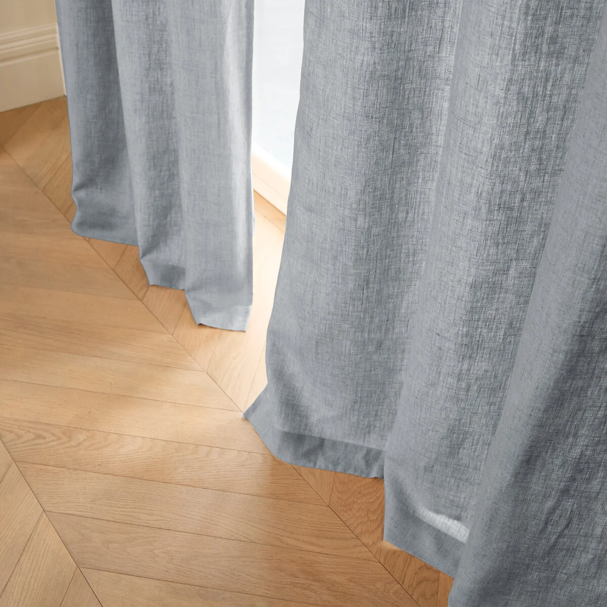Private Lined Pre-Washed Linen Curtain with Eyelets – image 2