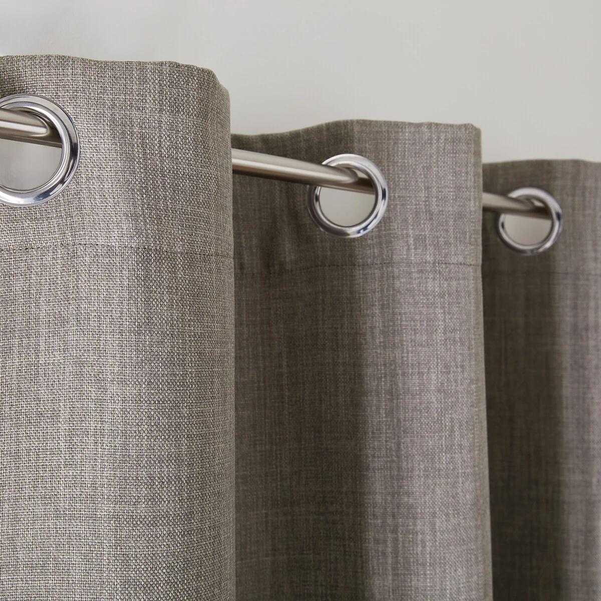 Excurie Blackout Curtain with Eyelets – image 6