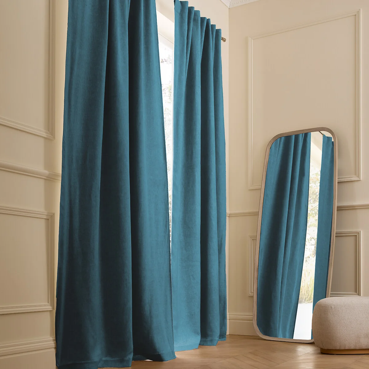 Private Blackout Curtain in Washed Linen with Concealed Tabs – image 1