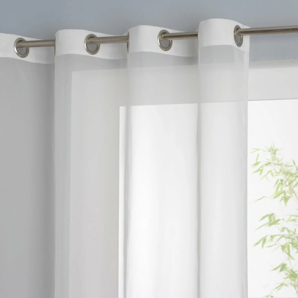 Limpo Voile Radiator Curtain with Eyelets