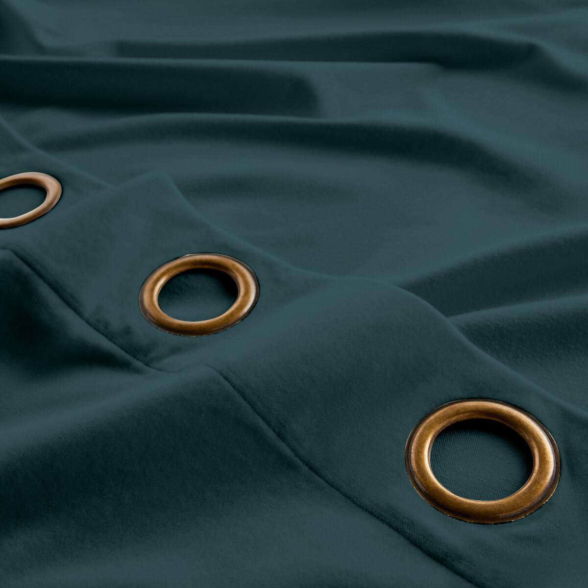 Velvet Eyelet Curtain – image 4