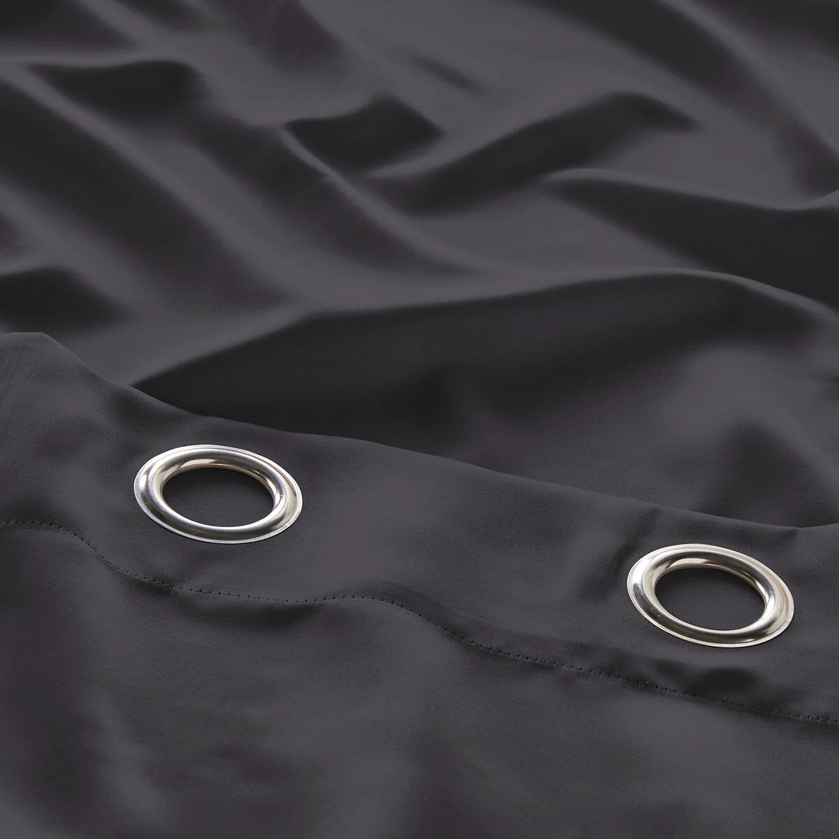 Voda Double-Sided Blackout Curtain with Eyelets – image 3