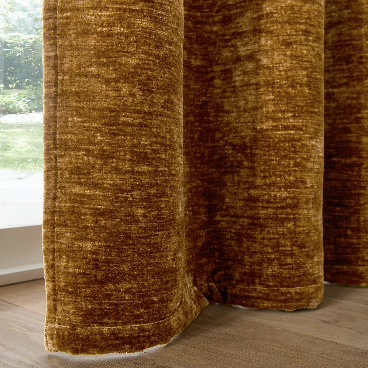 Bocha Textured Velvet Eyelet Curtain – image 5