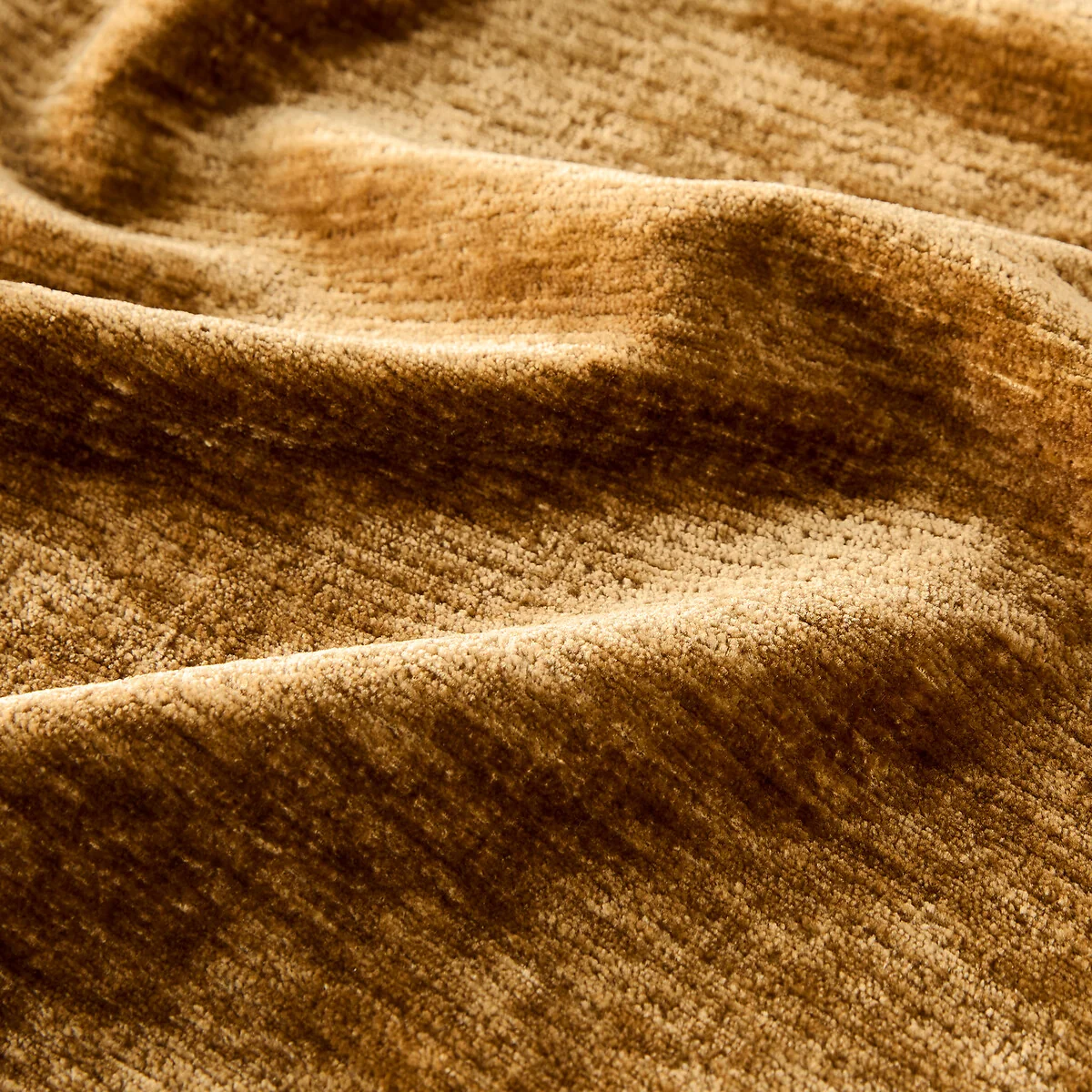 Bocha Textured Velvet Eyelet Curtain – image 6