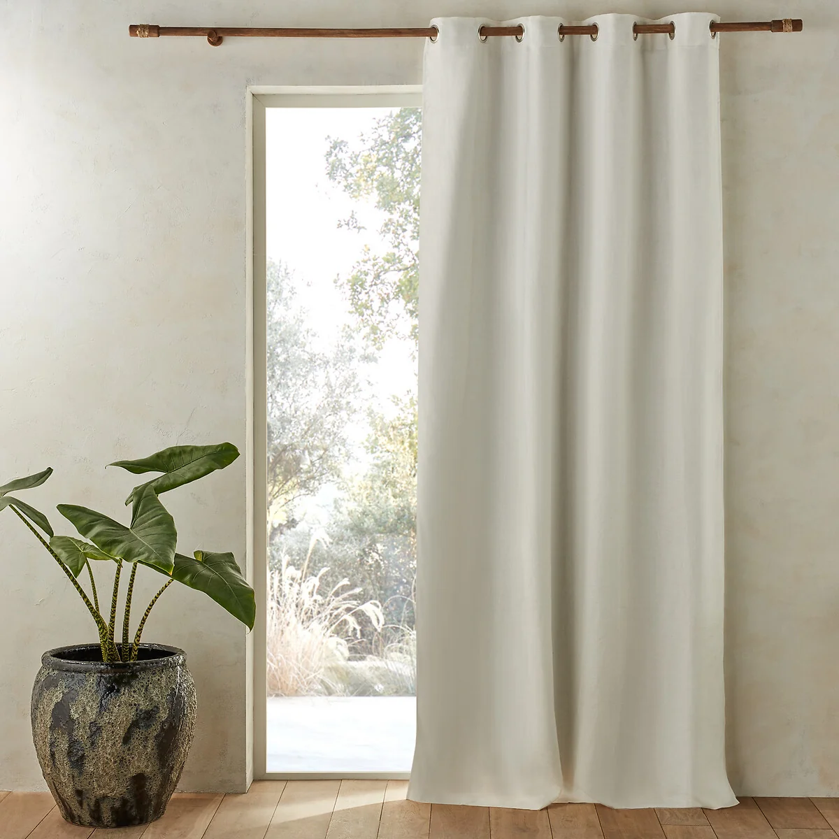 Private Single Lined Blackout Curtain in Washed Linen with Eyelets – image 1