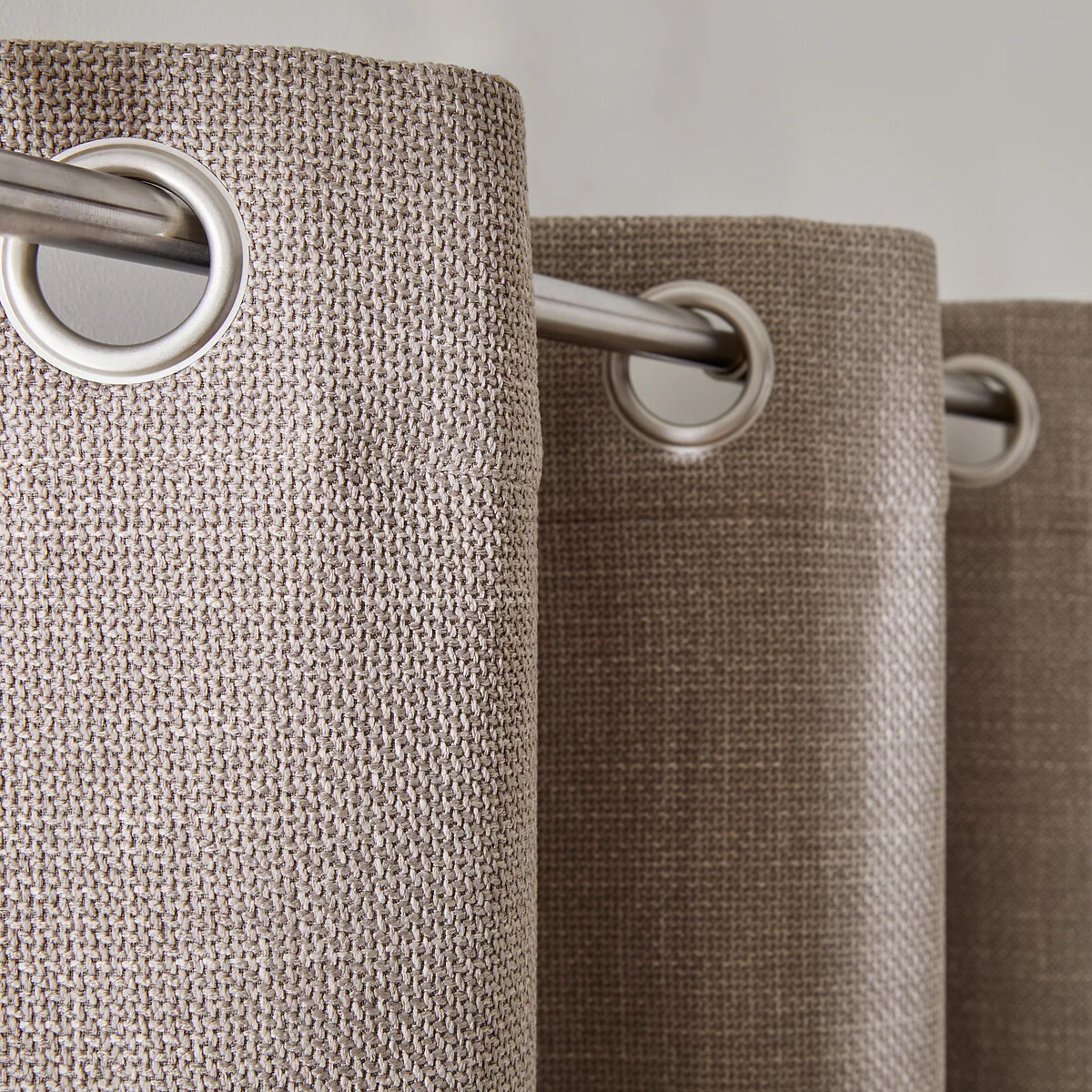 Montego Woven Effect Thermal Curtain with Eyelets – image 6