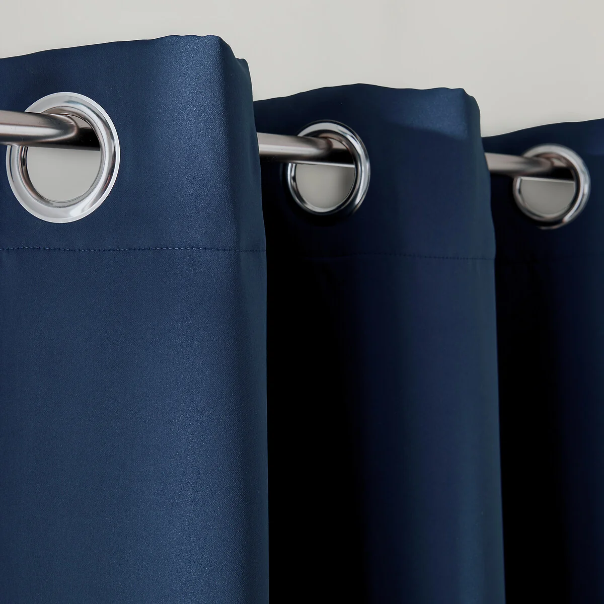 Voda Double-Sided Blackout Curtain with Eyelets – image 8