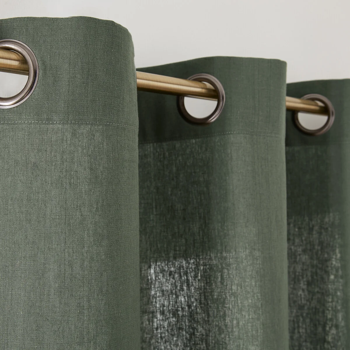 Onega Washed Linen Radiator Curtain with Eyelets – image 2
