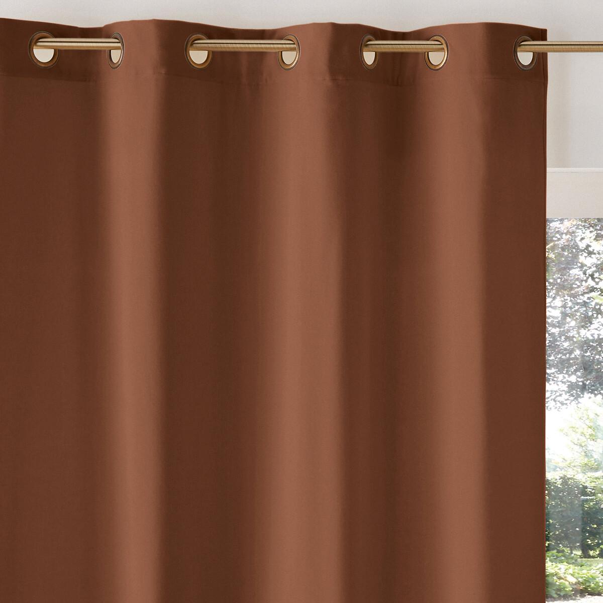 Velvet Eyelet Curtain – image 2