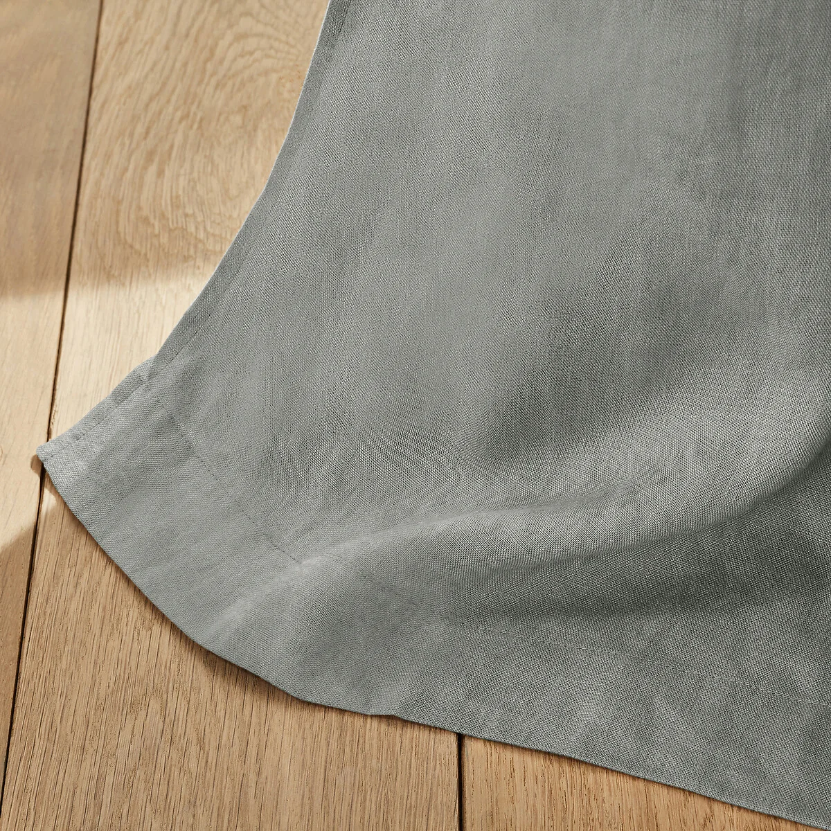 Private Single Lined Blackout Curtain in Washed Linen with Eyelets – image 4