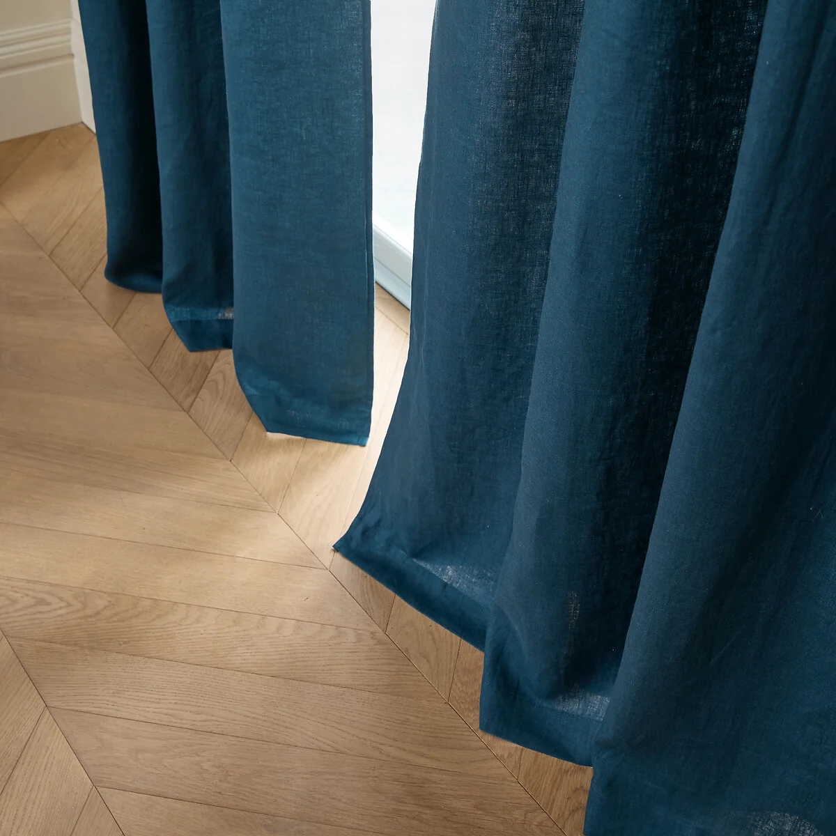 Private Single Lined Pre-Washed Linen Curtain with Eyelets – image 3