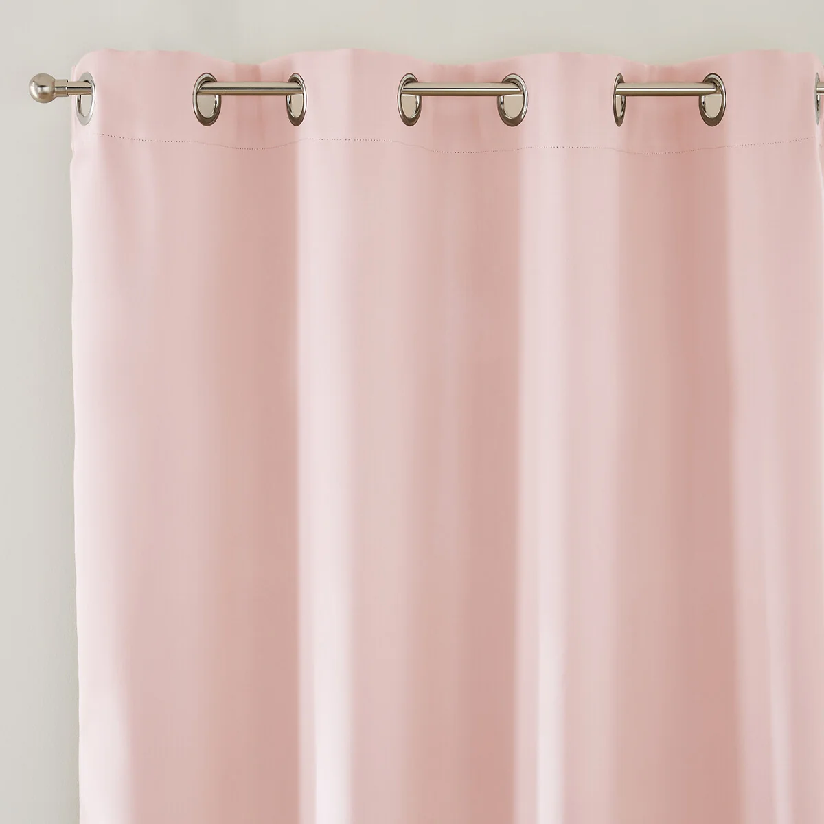Voda Blackout Eyelet Curtain – image 1