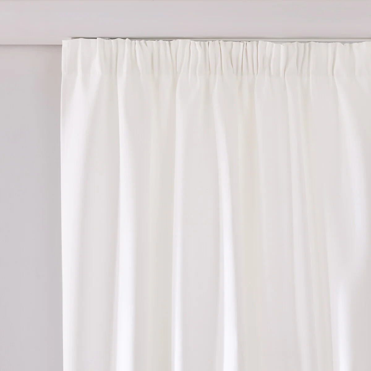 Voda Double-Sided Blackout Curtain – image 2