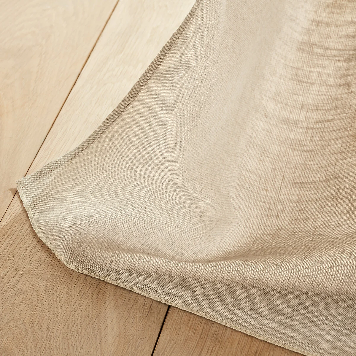 Colin Linen Curtain with Eyelets – image 3