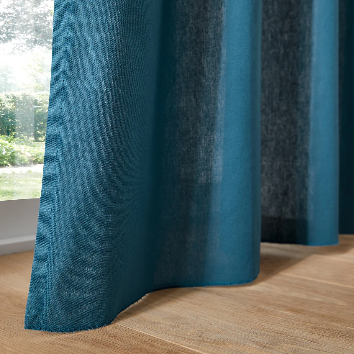 Scenario Single Cotton Curtain with Concealed Tabs – image 4