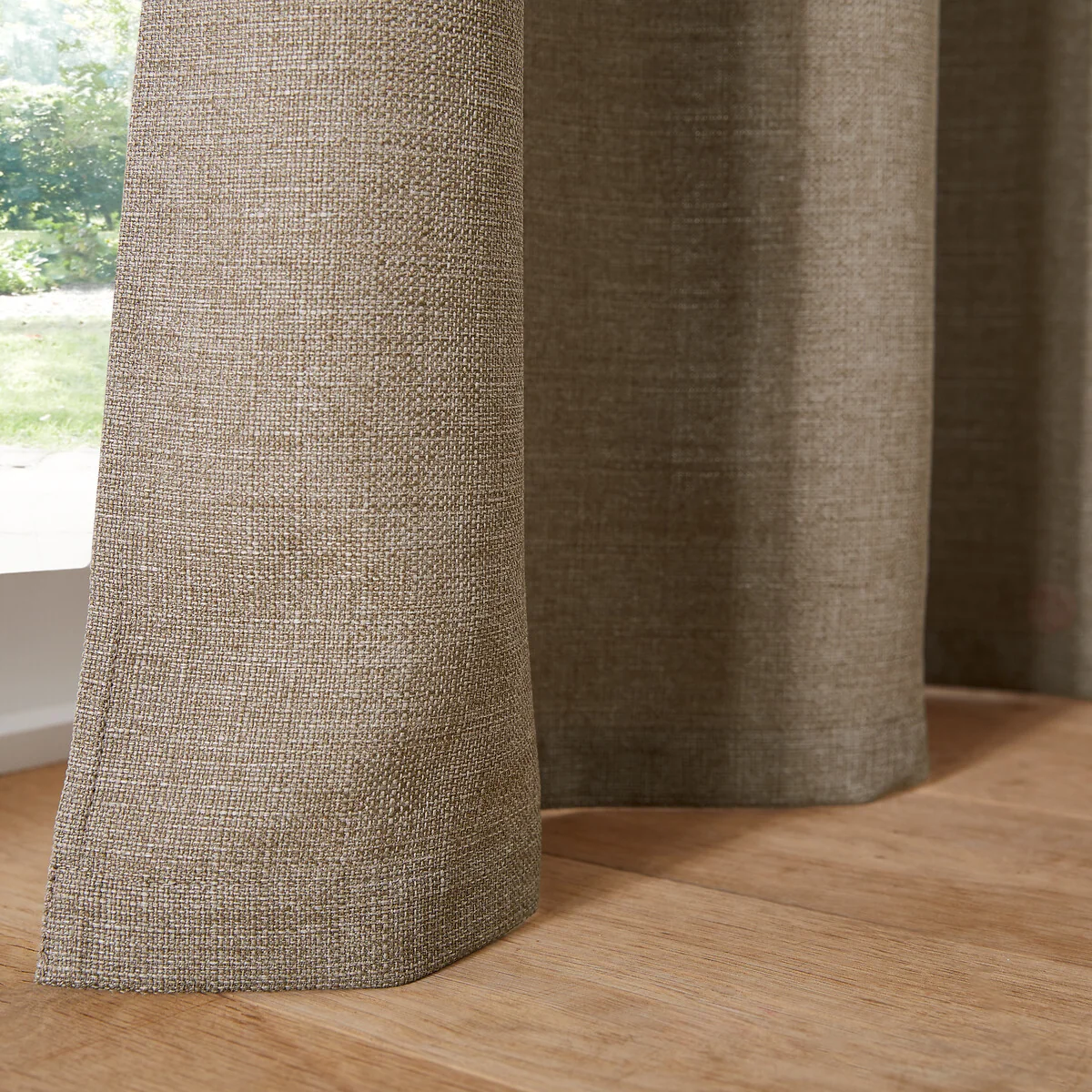 Select Recycled Polyester Gathered Braid Curtain – image 4