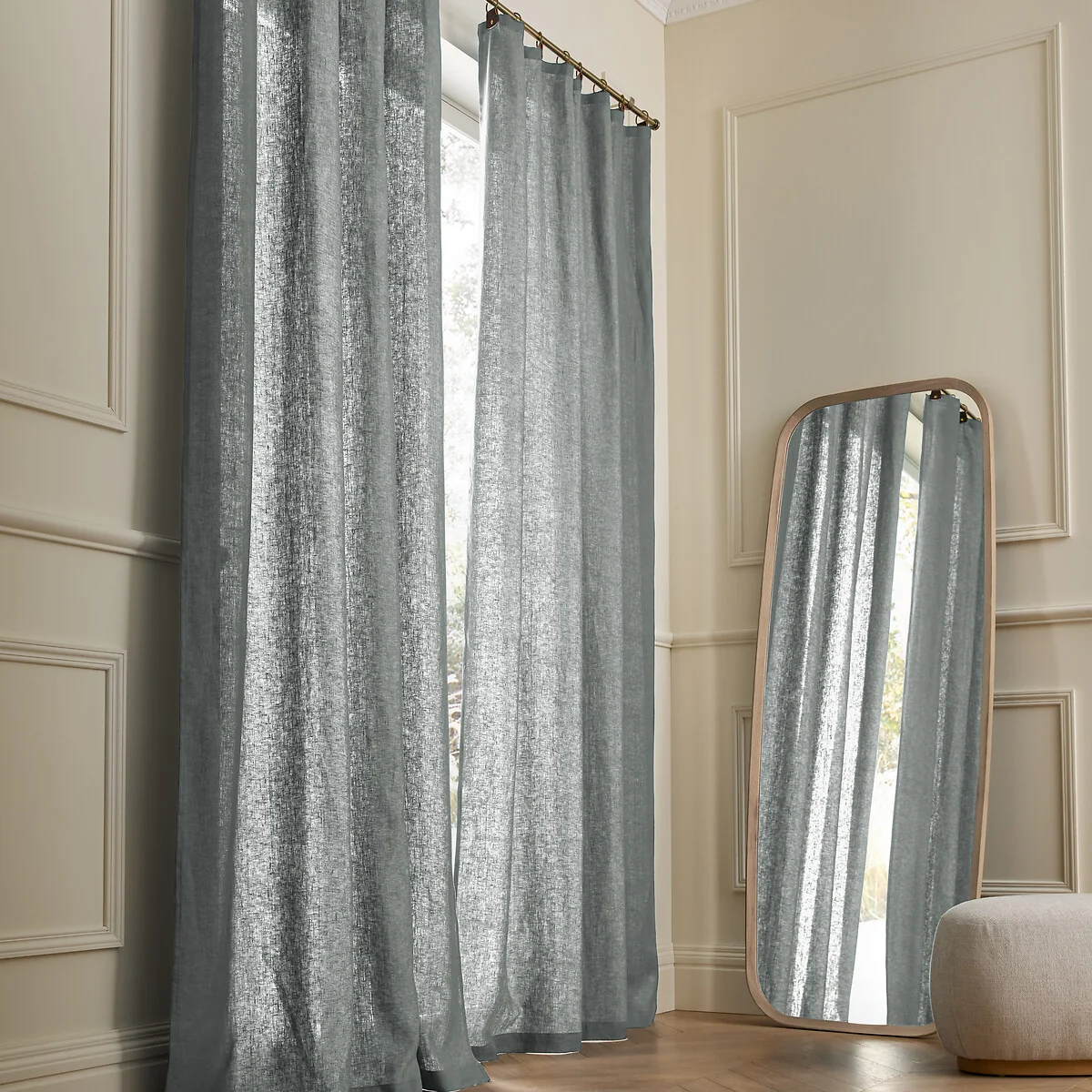 Private 100% Washed Linen Curtain with Loops – image 2