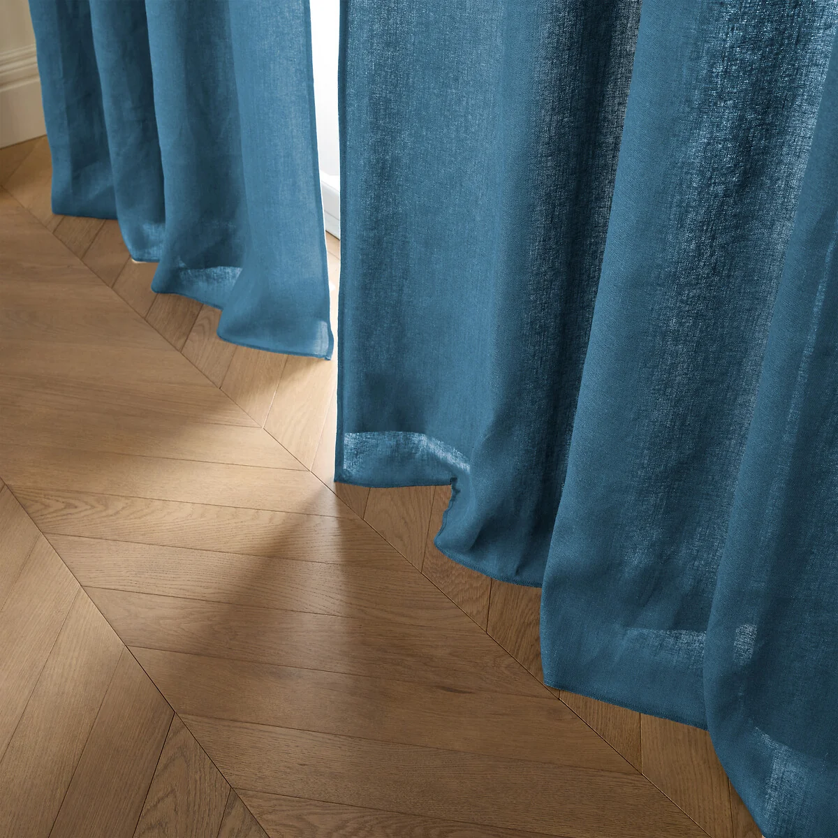 Colin Linen Lined Curtain with Ties – image 4