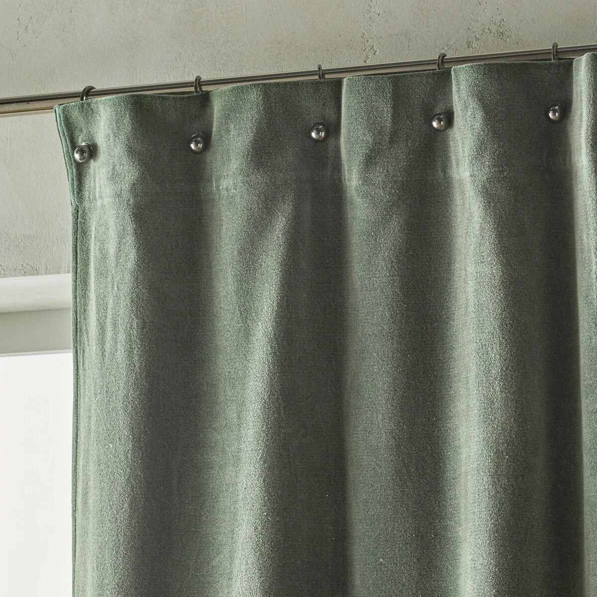 Nyodhi Stonewashed Velvet Curtain – image 2