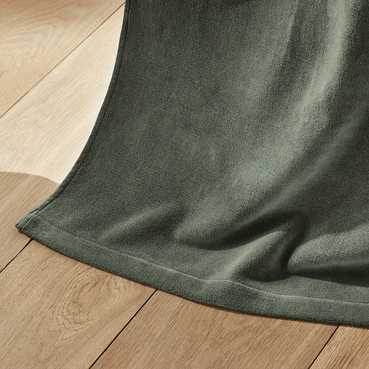 Nyodhi Stonewashed Velvet Curtain – image 3