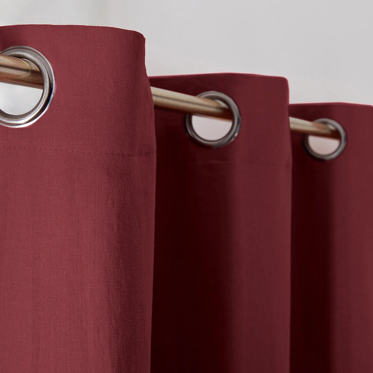 Onega Blackout Radiator Curtain in Washed Linen – image 3