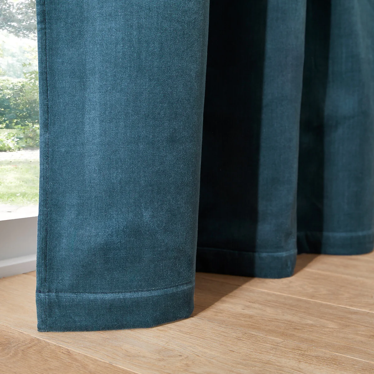 Velvet 100% Cotton Thermal Curtain with Hidden Tabs – image 4
