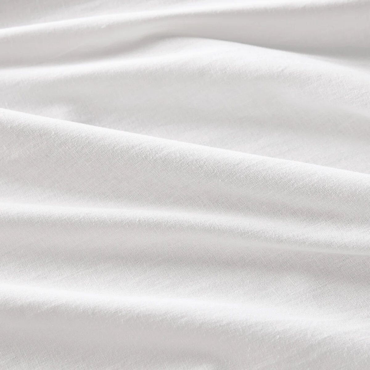 Lincot Hidden Tab Blackout Curtain – image 4