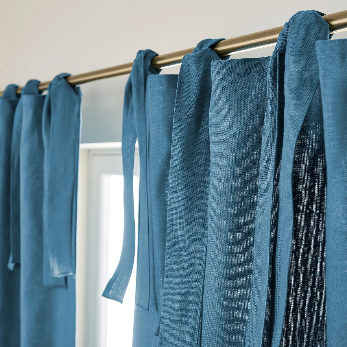 Colin Linen Lined Curtain with Ties – image 5