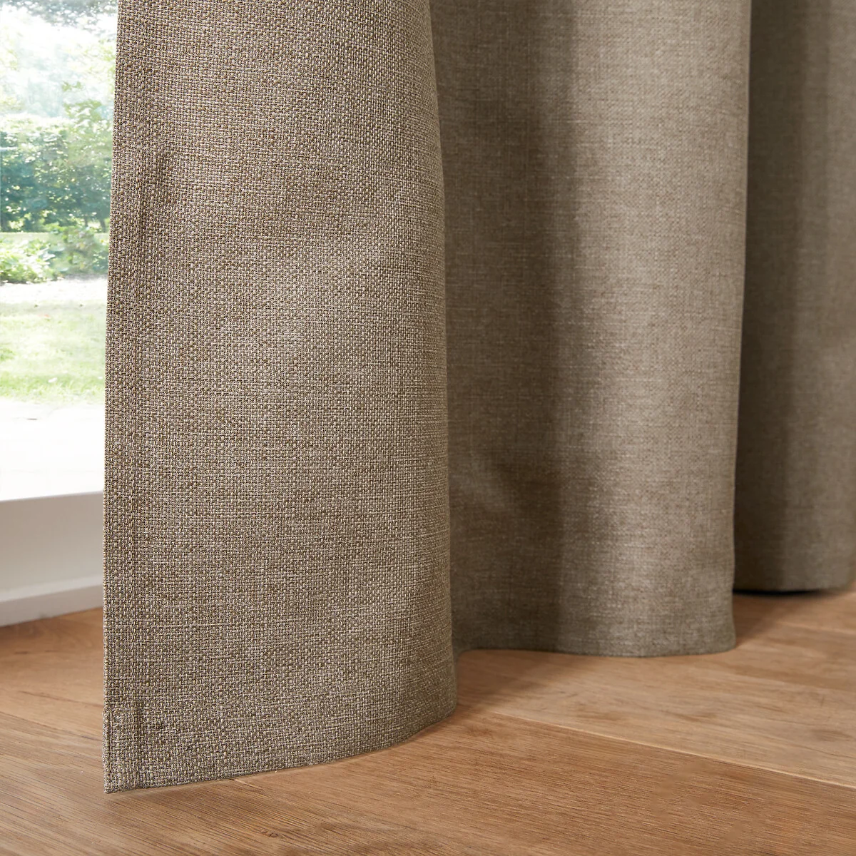 Select Blackout Curtain in Recycled Polyester – image 3