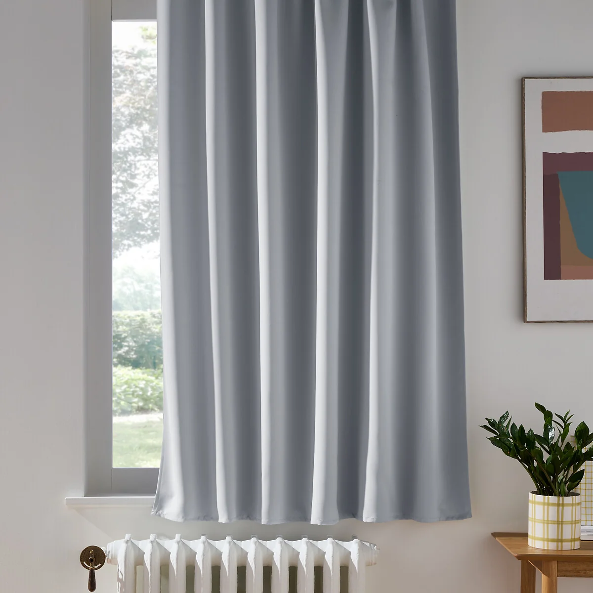 Voda Blackout Radiator Curtain with Pleating – image 2