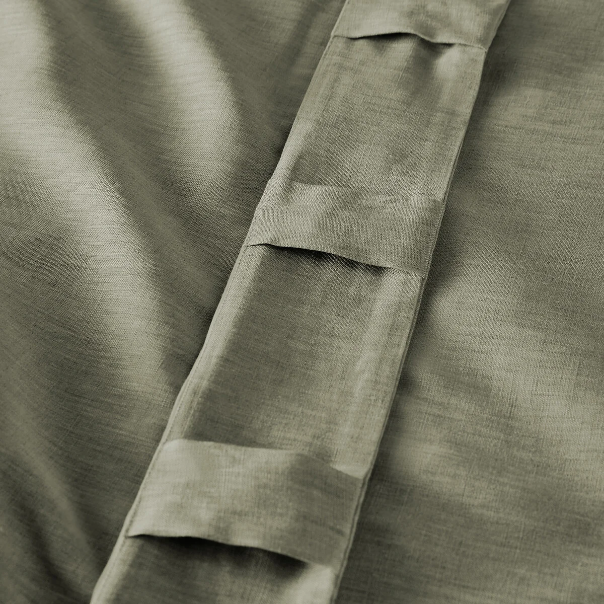 Private Curtain in Lined Washed Linen with Concealed Tabs – image 4