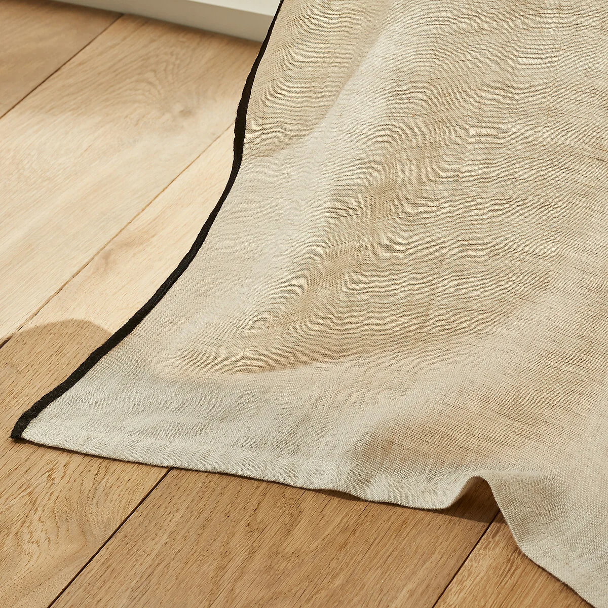 Bombaya Linen Chambray Single Curtain – image 3