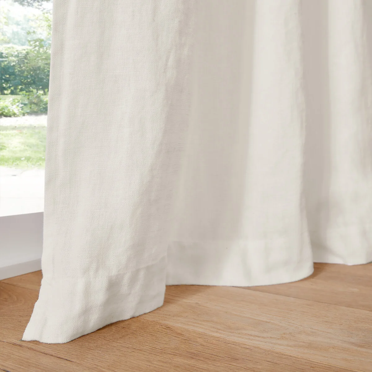 Elba Linen Curtain with Eyelets – image 4