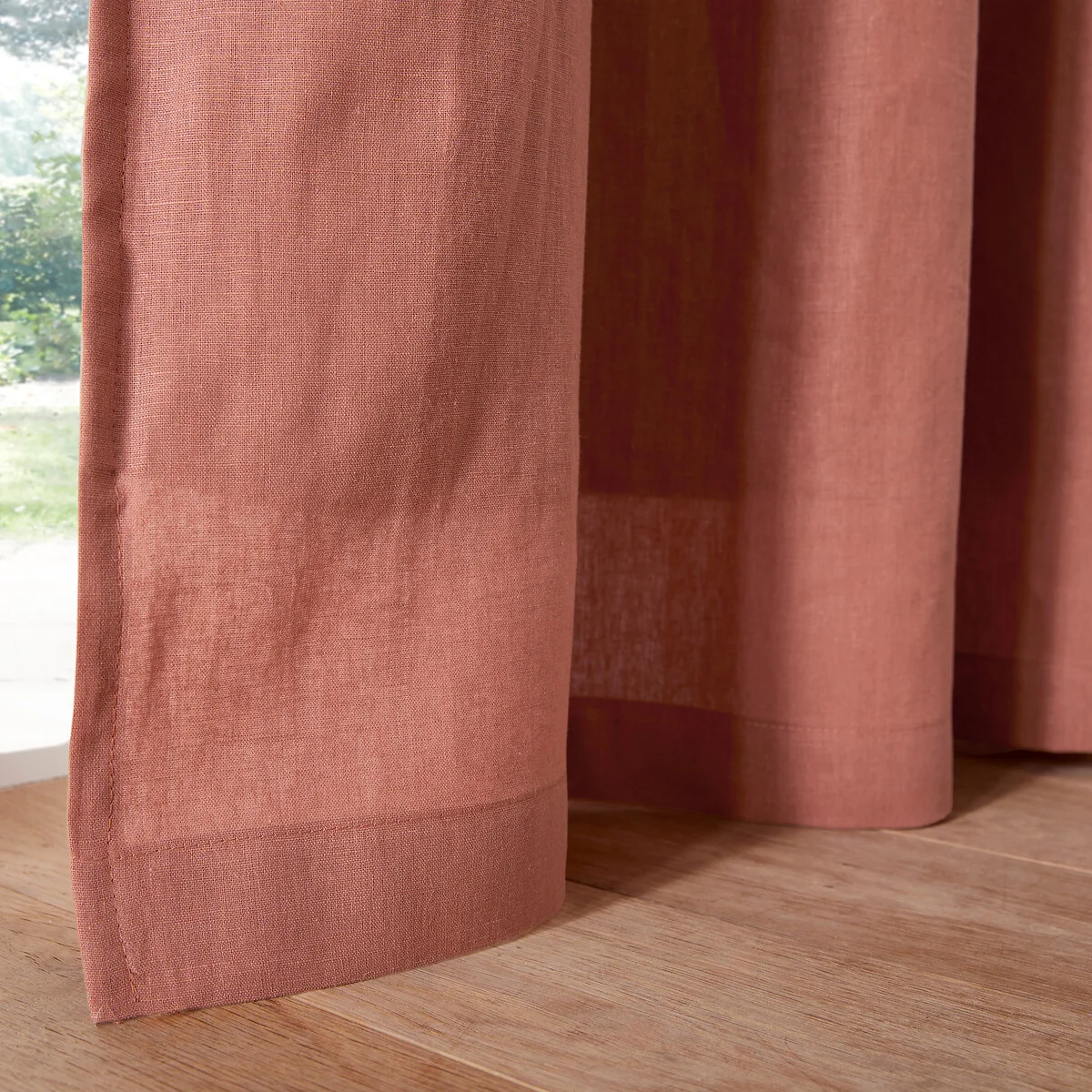 Onega Washed Linen Single Lined Blackout Curtain with Eyelets – image 4