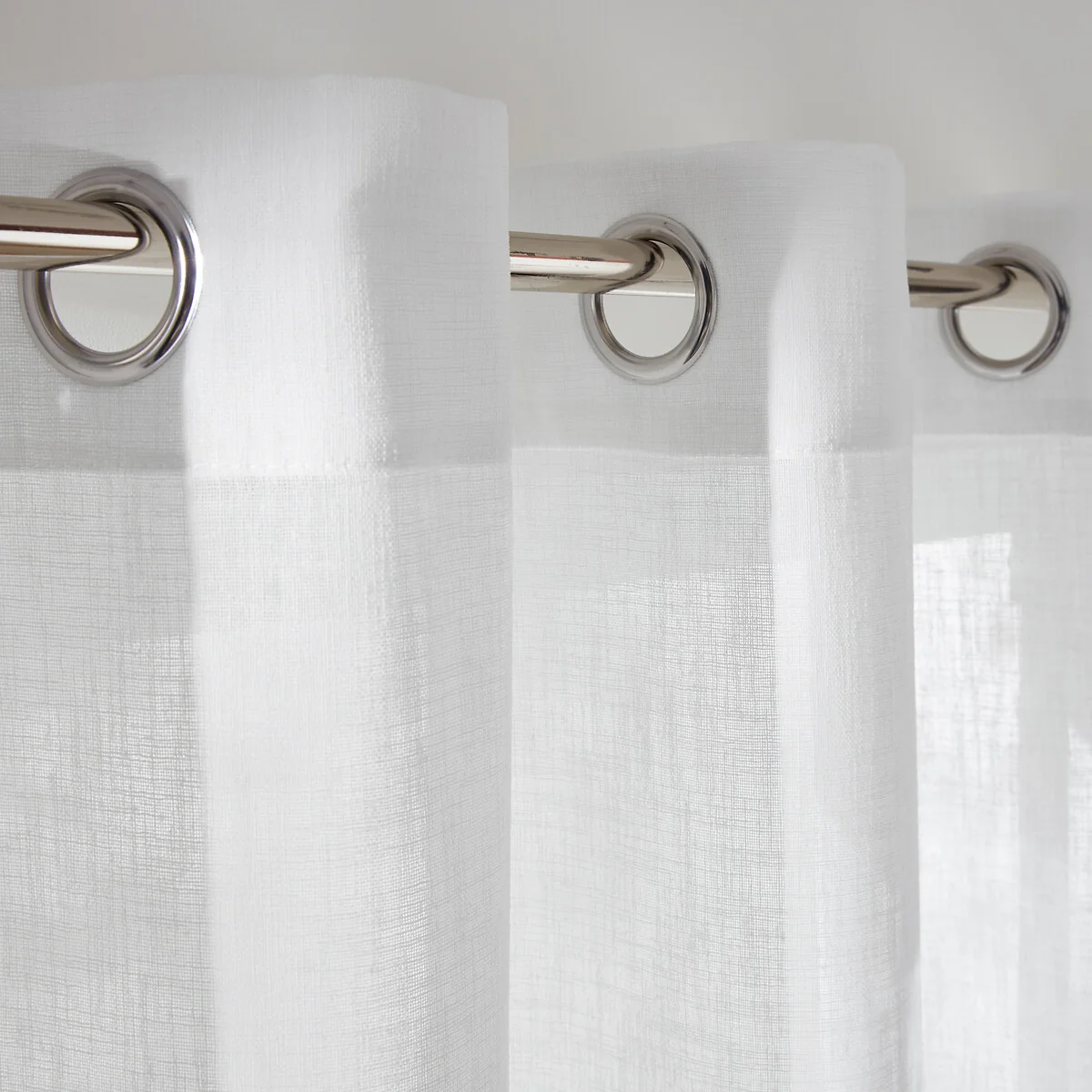 Nyong Wide Width Eyelet Curtain – image 5