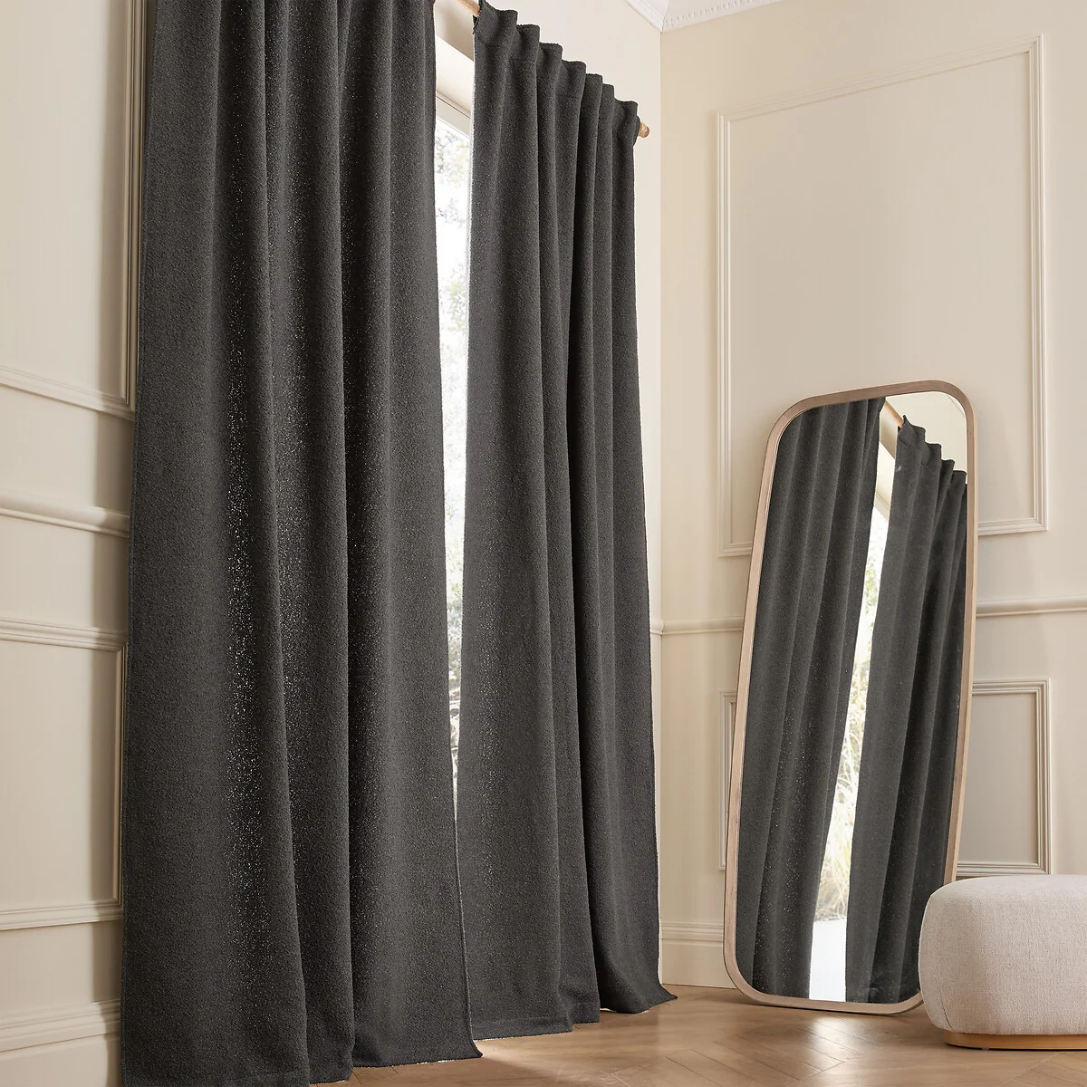 Belvini Curtain in Fleece with Hidden Tabs – image 1