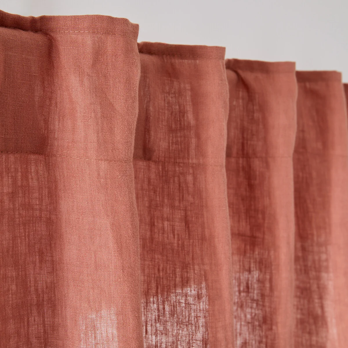 Onega Washed Linen Single Curtain with Concealed Tabs – image 6