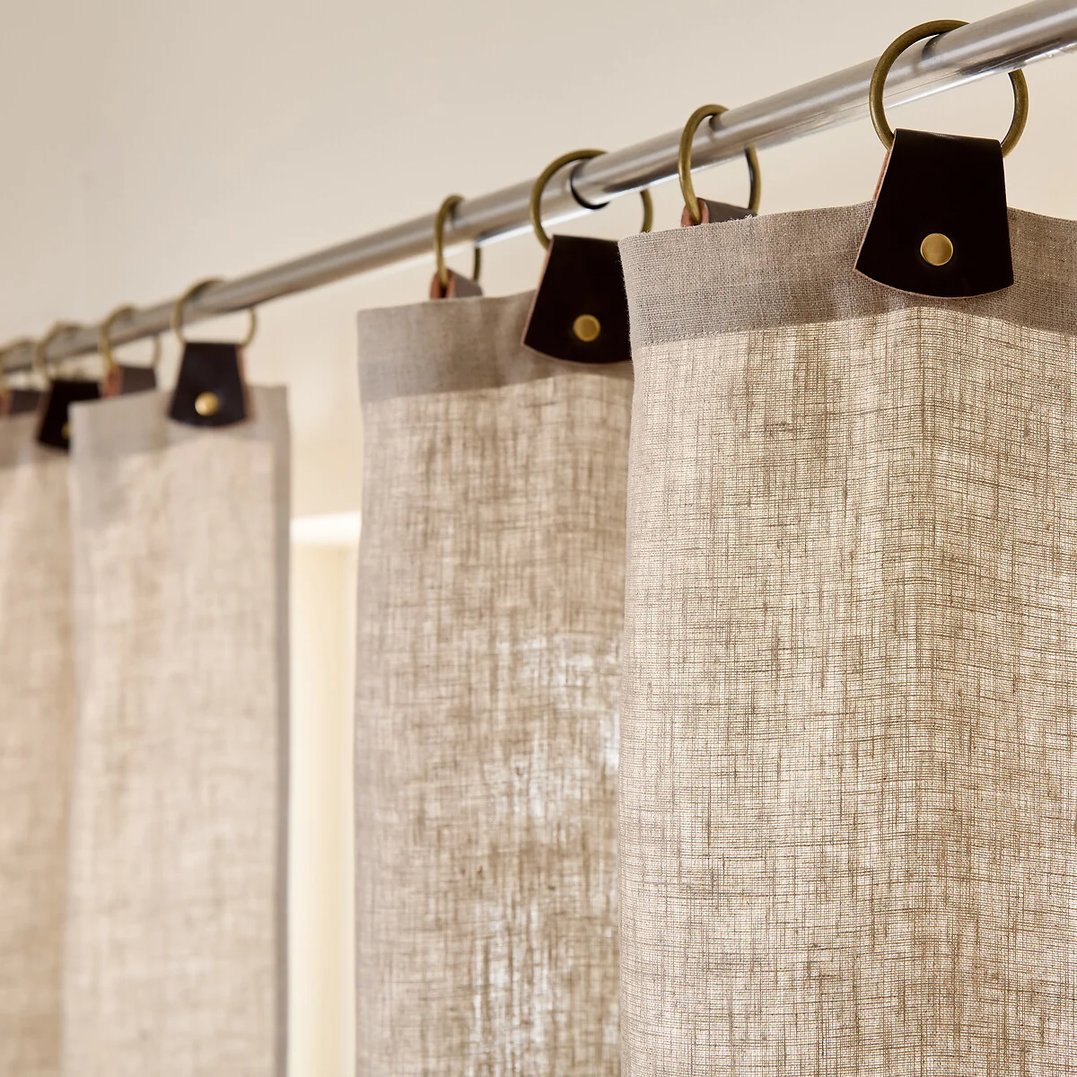 Private 100% Washed Linen Curtain with Rings – image 5