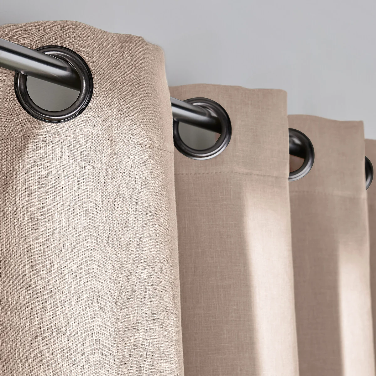 Onega 100% Washed Linen Eyelet Blackout Radiator Curtain – image 5