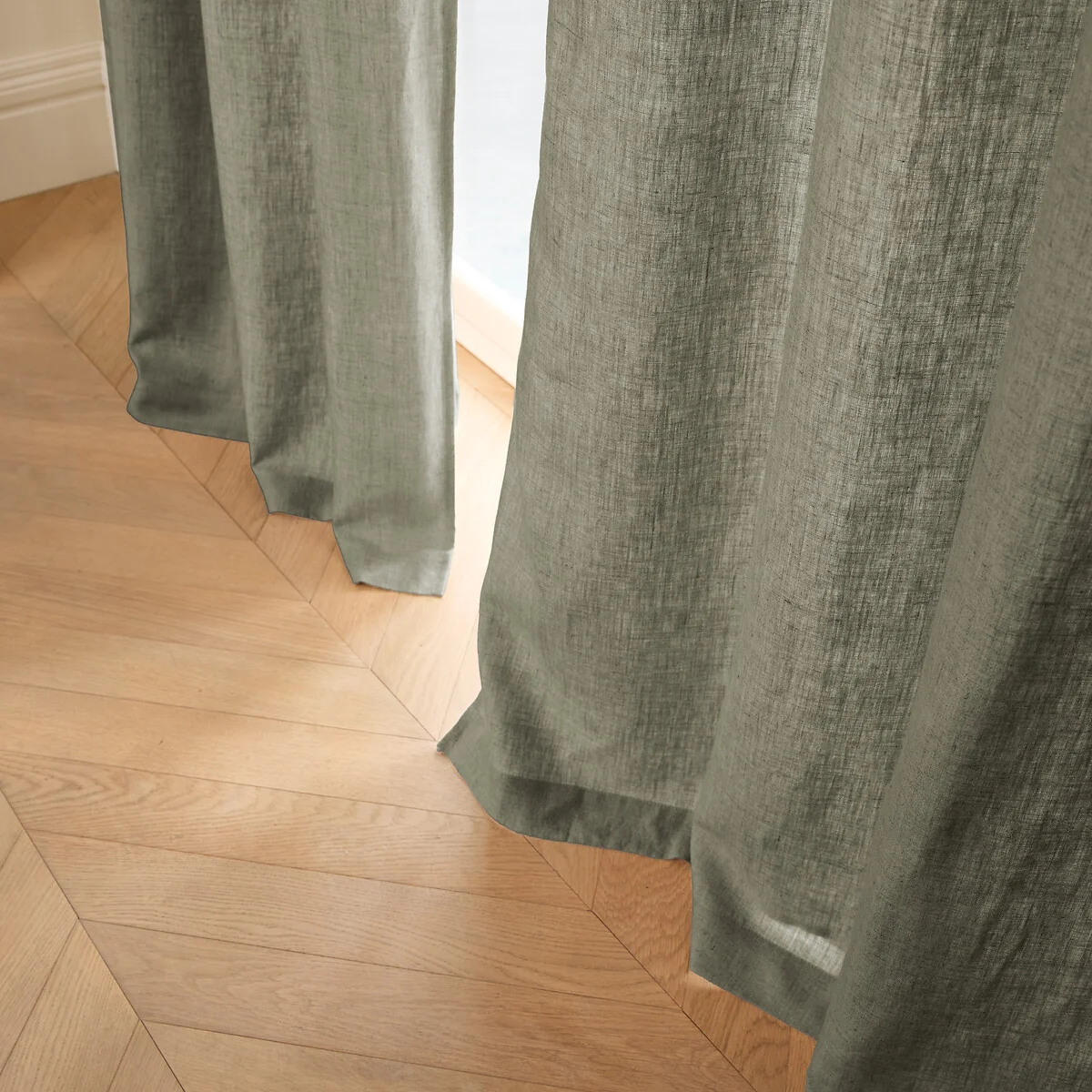 Private Lined Pre-Washed Linen Curtain with Eyelets – image 2