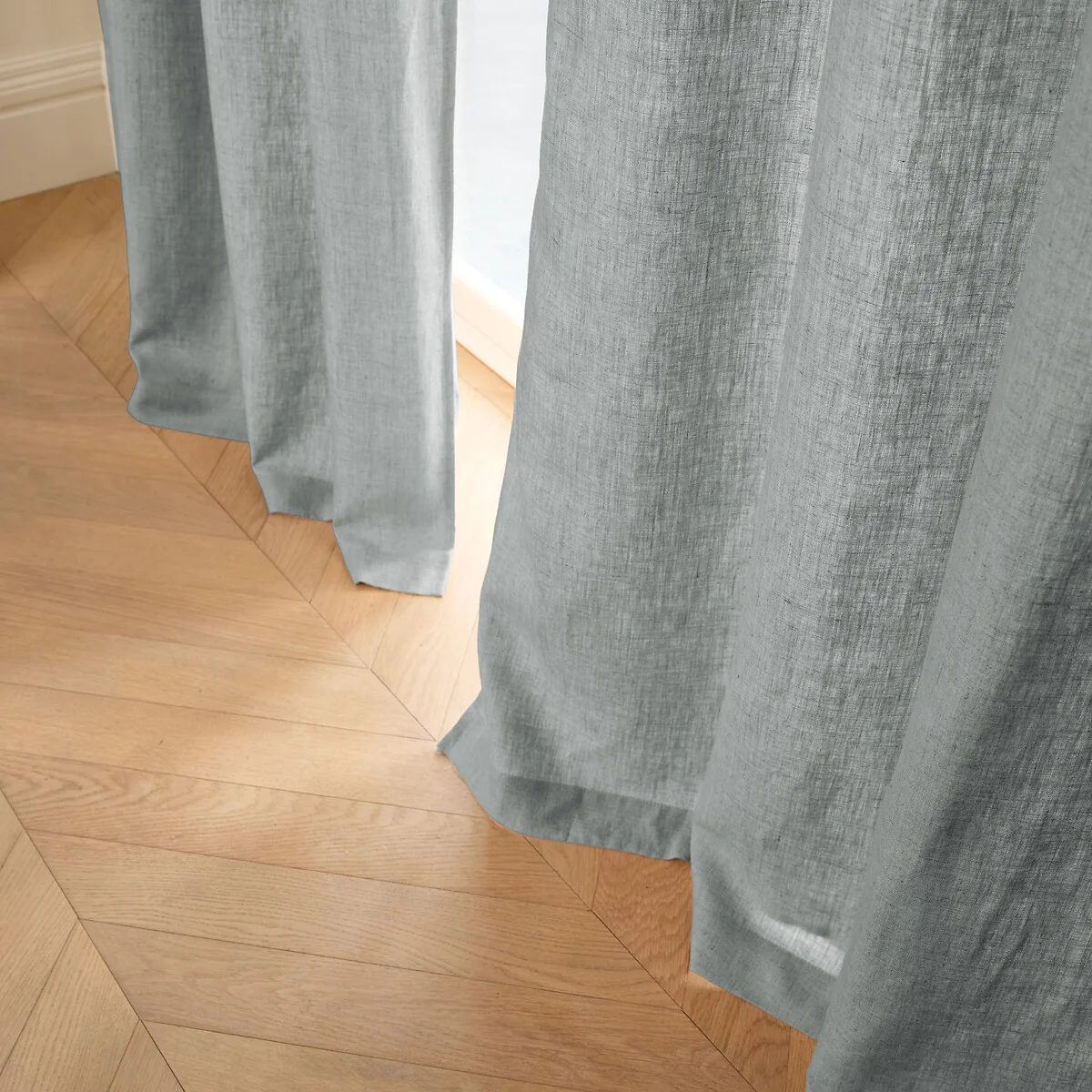 Private Single Lined Pre-Washed Linen Curtain with Eyelets – image 3